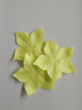 3 fleurs en pongé de soie vert jaune anis pour bijoux mariage, scrapbooking, carterie, couture