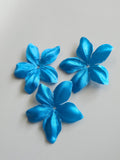 3 fleurs en satin de soie 4,3 cm bleu turquoise pour bijoux mariage, scrapbooking, carterie, couture