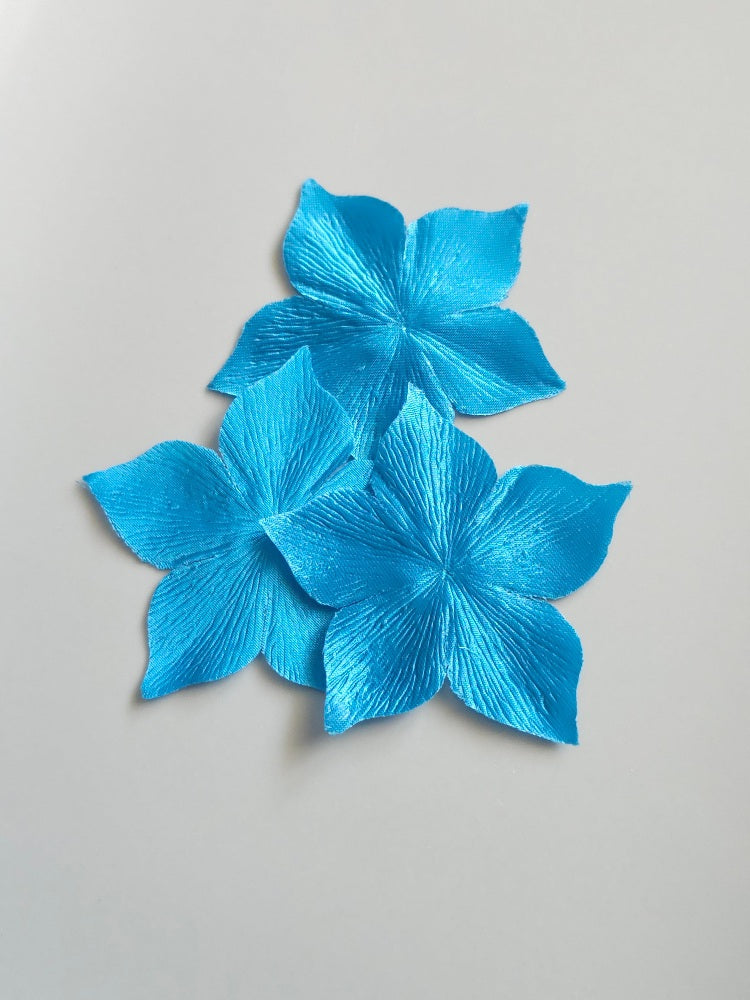 3 fleurs en satin de soie bleu turquoise pour bijoux mariage, scrapbooking, carterie, couture
