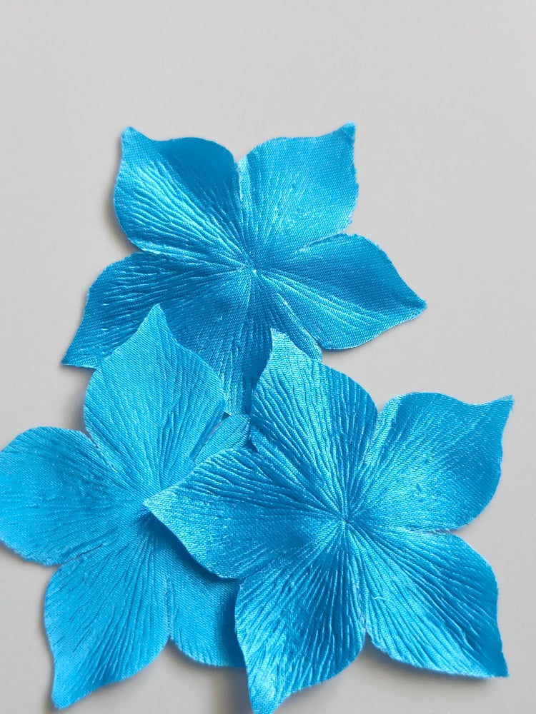 3 fleurs en satin de soie bleu turquoise pour bijoux mariage, scrapbooking, carterie, couture