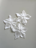 3 fleurs en satin de soie ivoire pour bijoux mariage, scrapbooking, carterie, couture