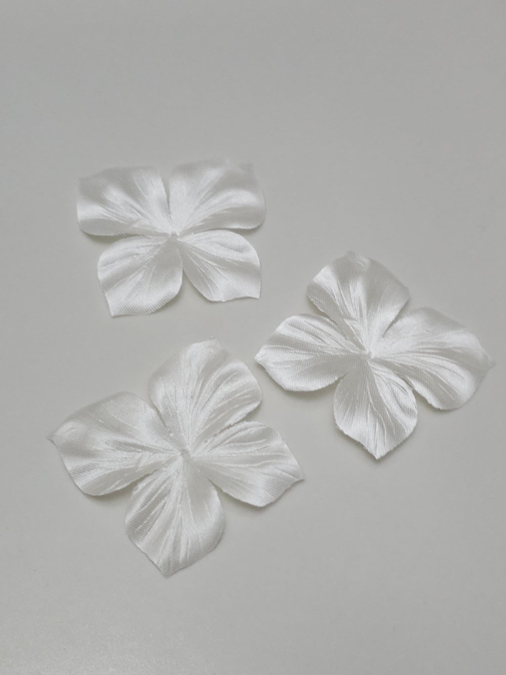 3 papillons en satin de soie ivoire pour bijoux mariage, scrapbooking, carterie, couture