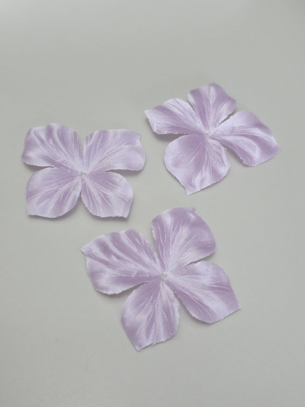 3 papillons en satin de soie violet parme pour bijoux mariage, scrapbooking, carterie, couture